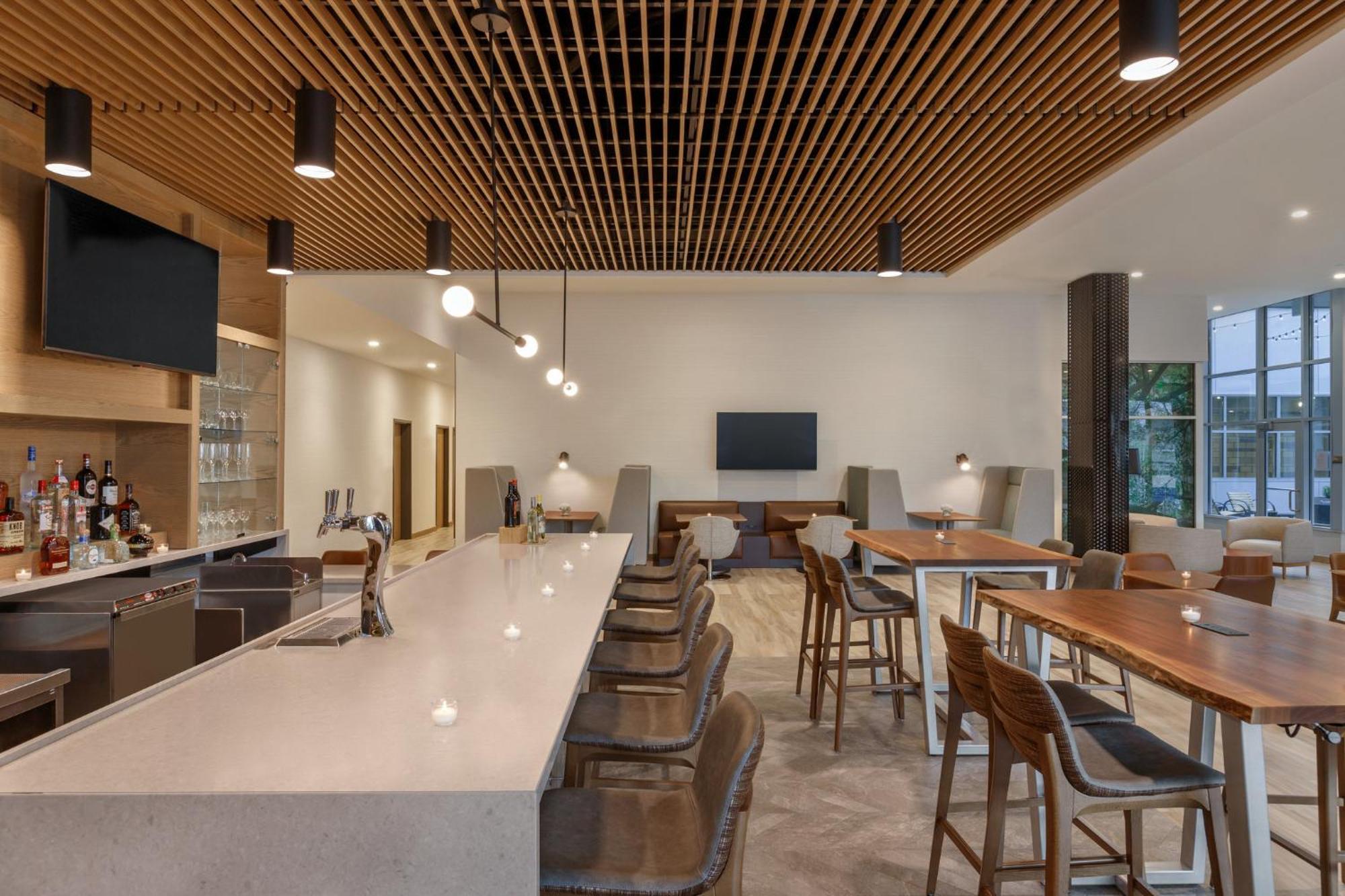 Even International Airport By Ihg Orlando