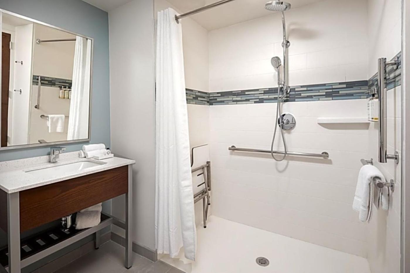 Even International Airport By Ihg Orlando