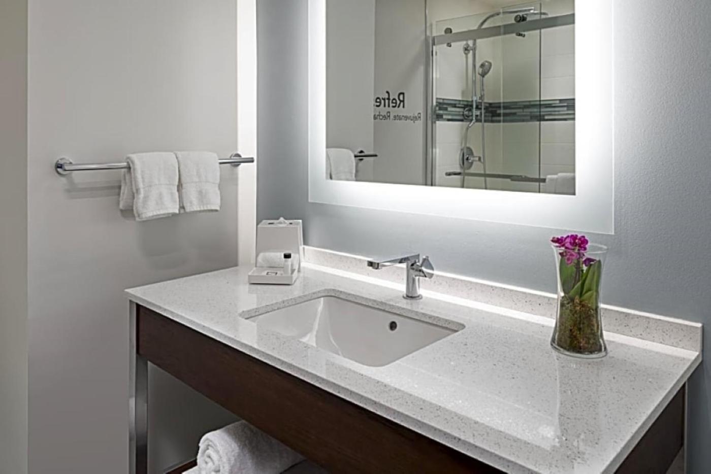 Hotel Even International Airport By Ihg Orlando